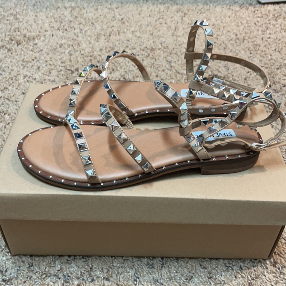 Steve Madden Travel sandal- size 7.5